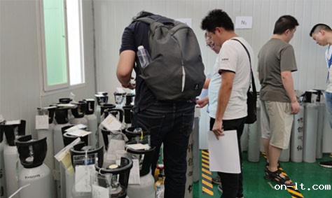 省市场监督管理局、中国测试技术研究院专家莅临我司，进行气体检测仪计量监督检查