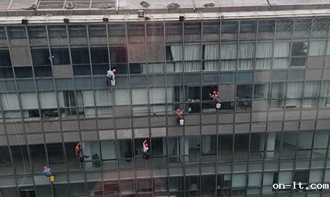 【互动家园】致敬高楼上的“蜘蛛侠”