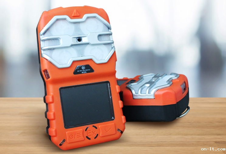 CD4 X多参数气体检测仪.png